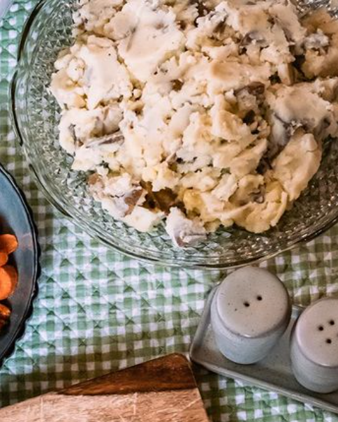 Skin-On Garlic Mashed Potatoes